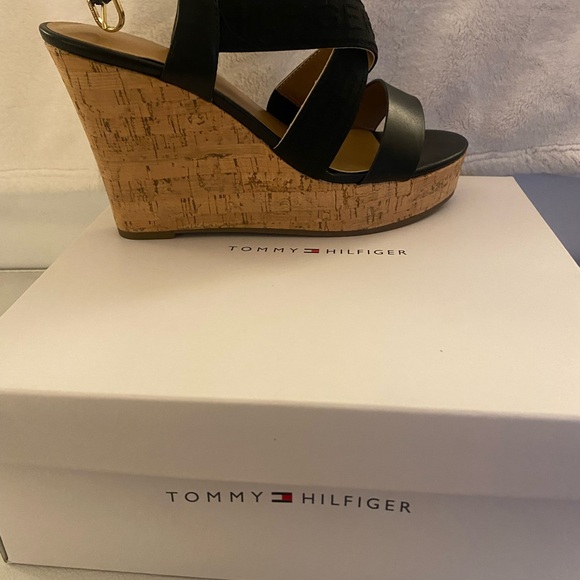 Tommy Hilfiger Black Wedge Sandals with Cork Platform - Picture 3 of 5